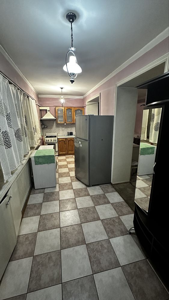 Продам квартиру 3/2/5 м Чиланзар