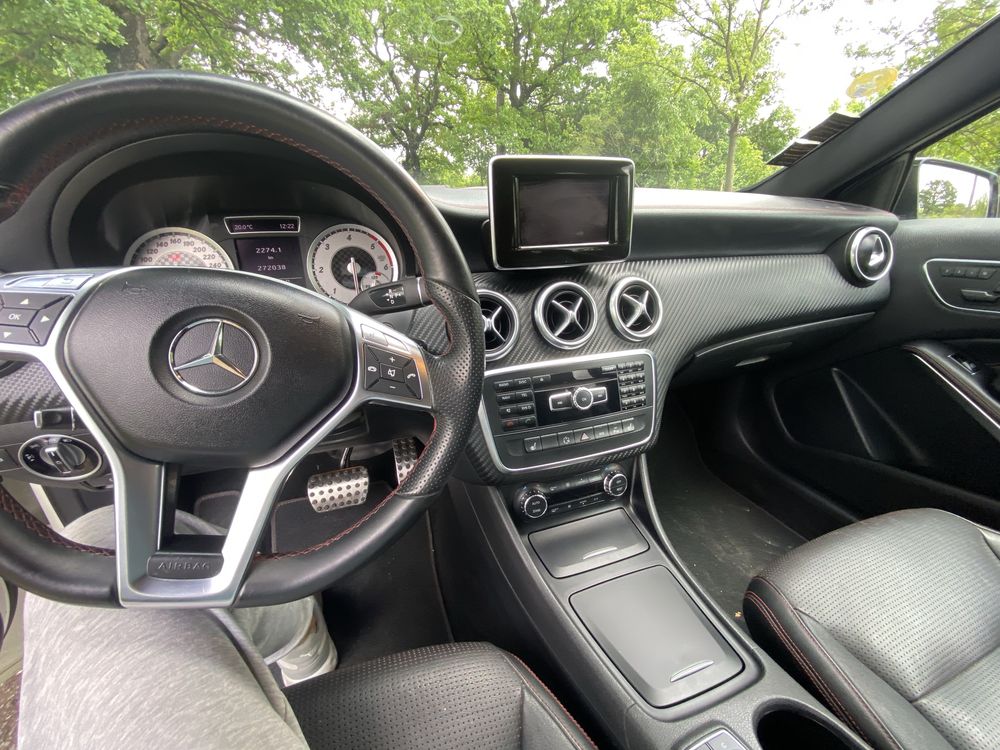 Mercedes A200 7-DCT AMG LINE