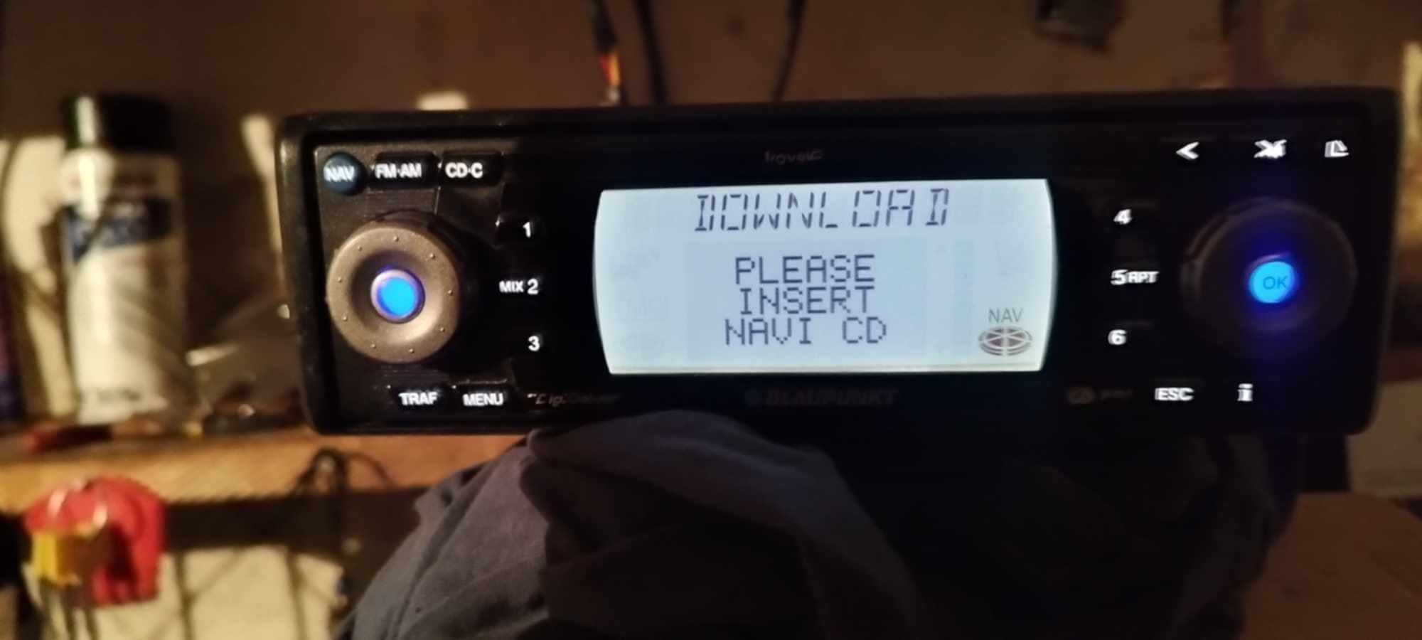 СД плеър Blaupunkt Travel pilot E2 с опция за навигация.