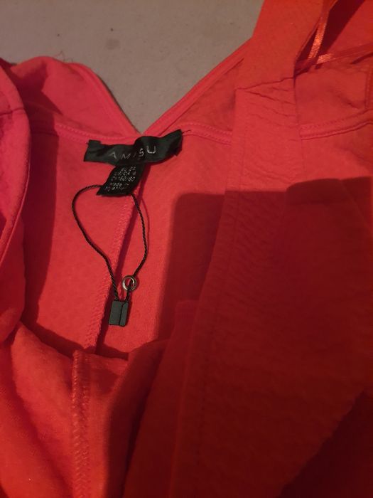 Vând rochita amicu eleganta noua