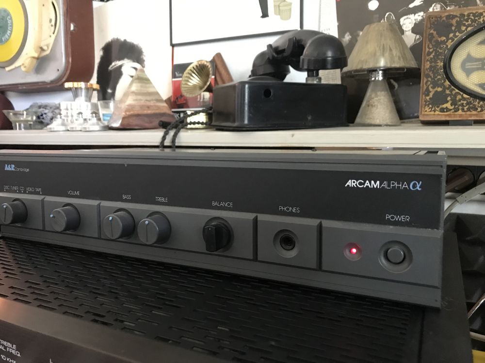 Muzica buna la Amplificator Arcam Alpha