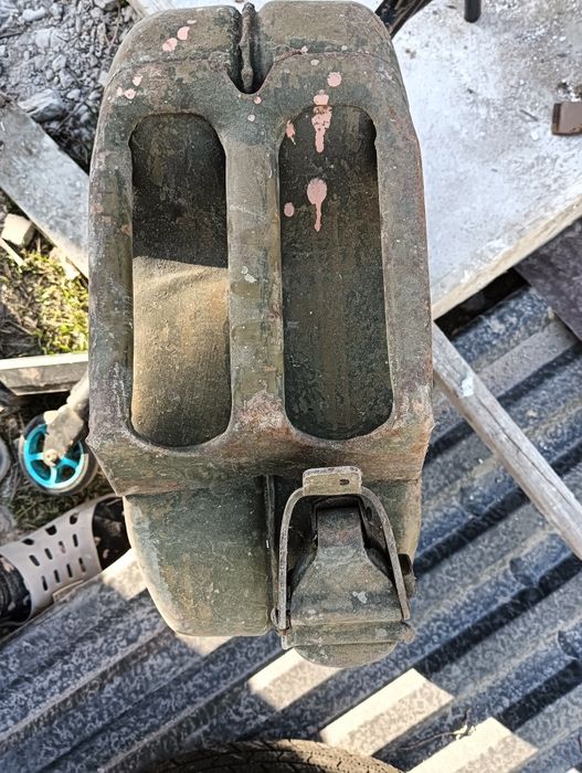 Канистра для бензина