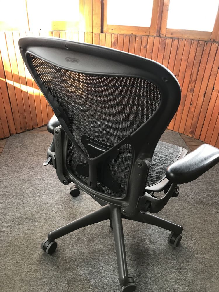 Herman Miller (Aeron)-ергономичен офис работен стол,Размер-B