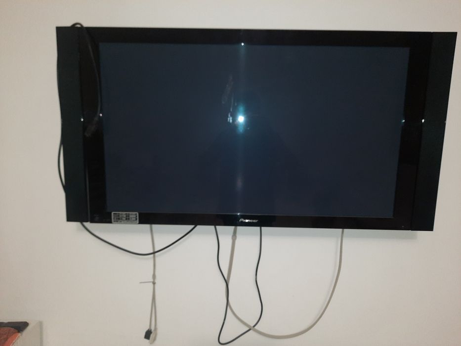 Продам телевизор