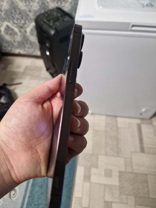 Продам айфон 14 про макс