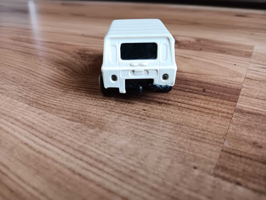 Macheta ARO din anii 80