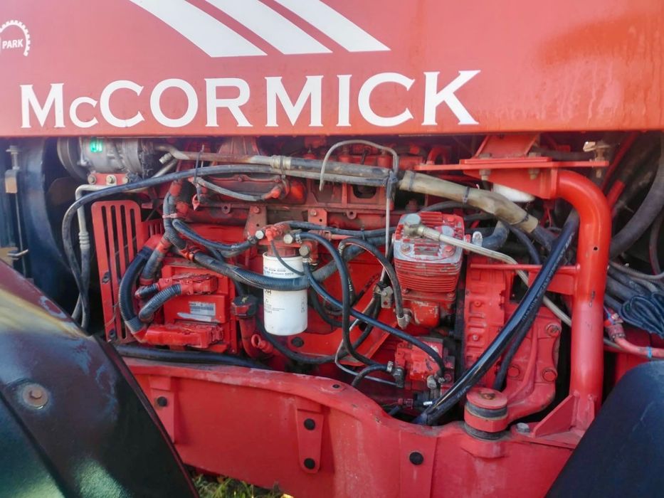 Tractor McCormick 200 cai