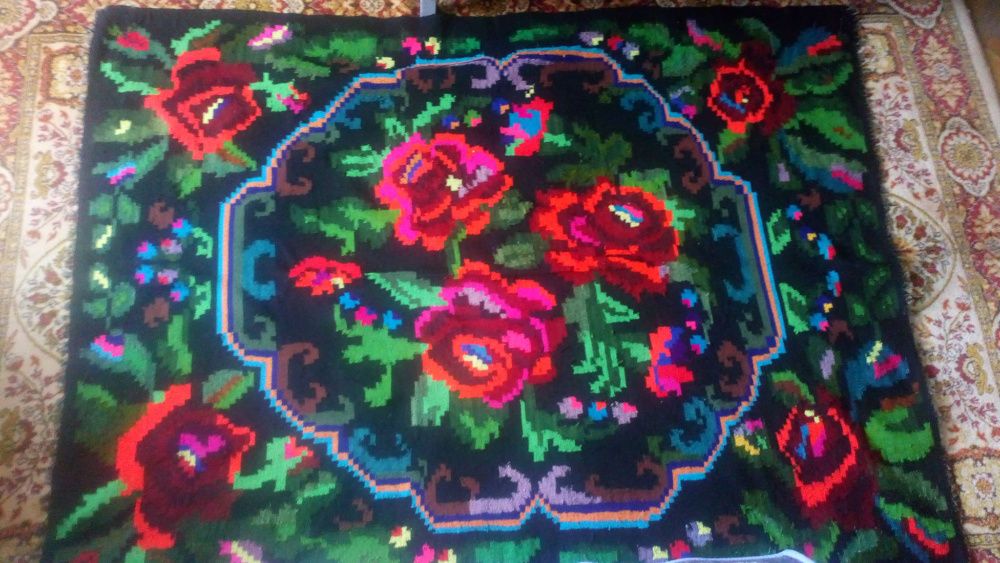 covor traditional din maramures