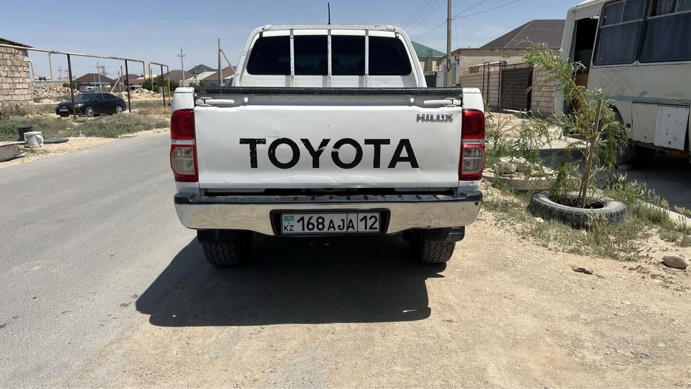 Продам пикап хайлюкс