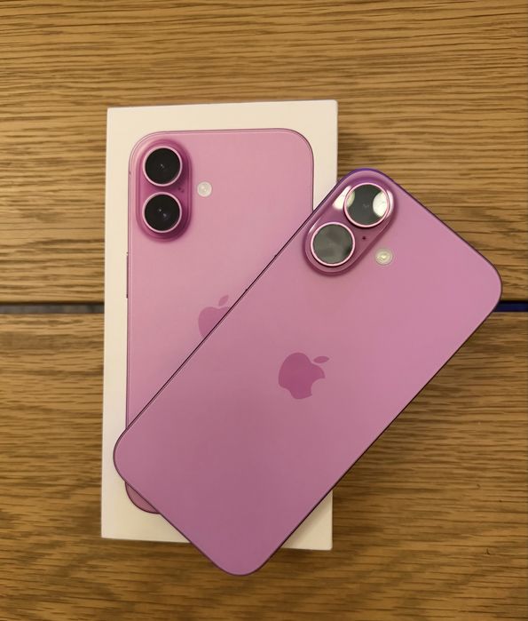 Iphone 16, pink, 128 GB, stare foarte bună