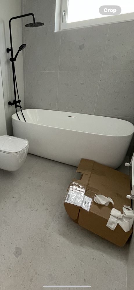 Vand cada freestanding