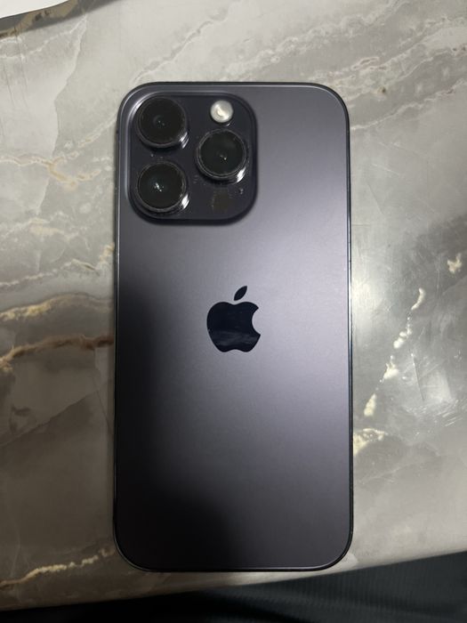 Продам Айфон 14 про на 128 гигов