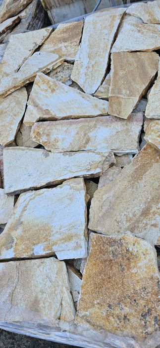 Piatră naturală poligonală