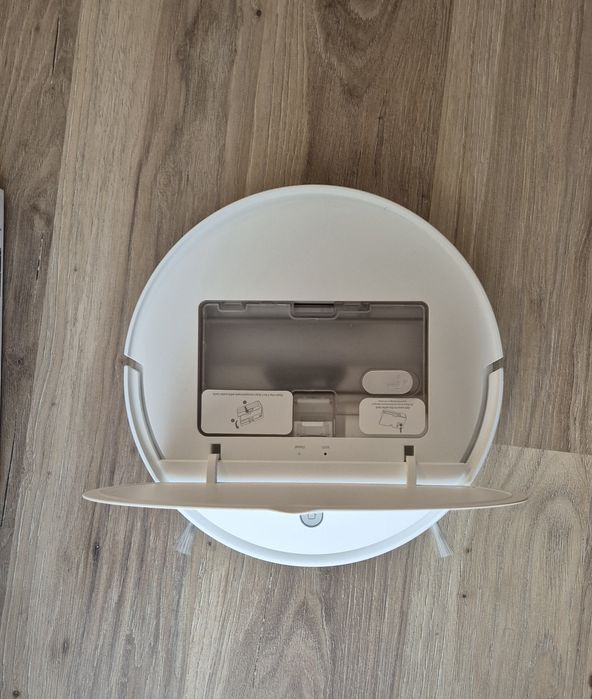 Aspirator robot MI vacuum mop essential