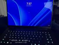 Razer Blade 16 | RTX 5090 | 64 GB RAM | 2 TB SSD