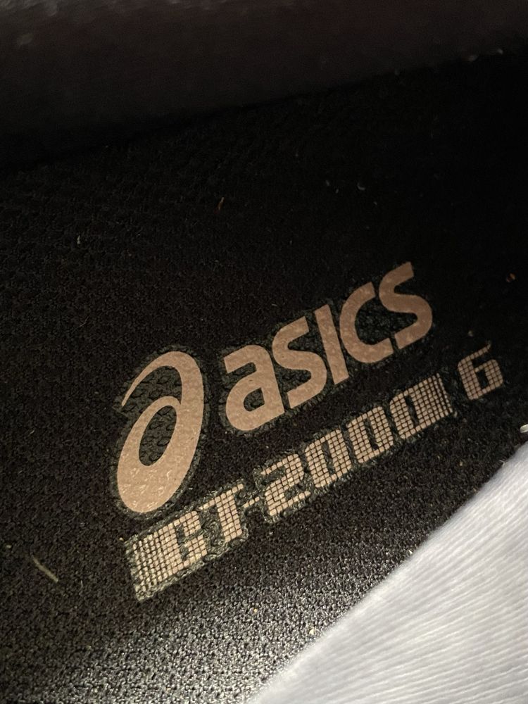 Asics Gel-Gt 2000