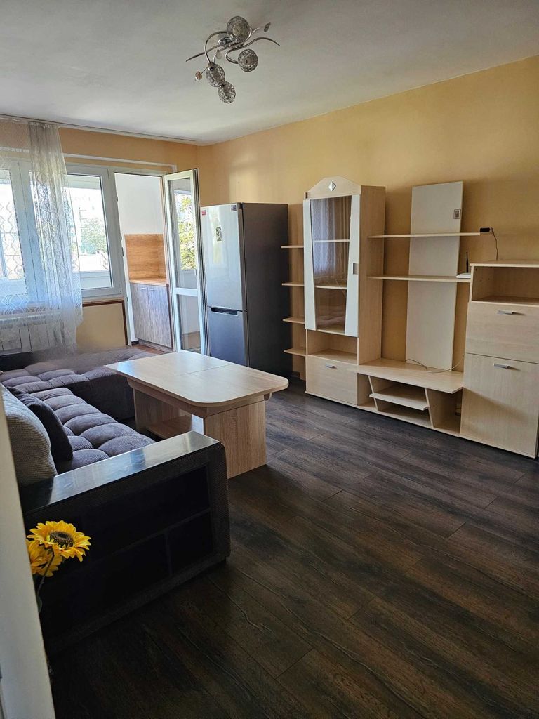 Дава се под наем Двустаен апартамент в София, Връбница 1 - 60 кв.м за 357 € - Снимка #2