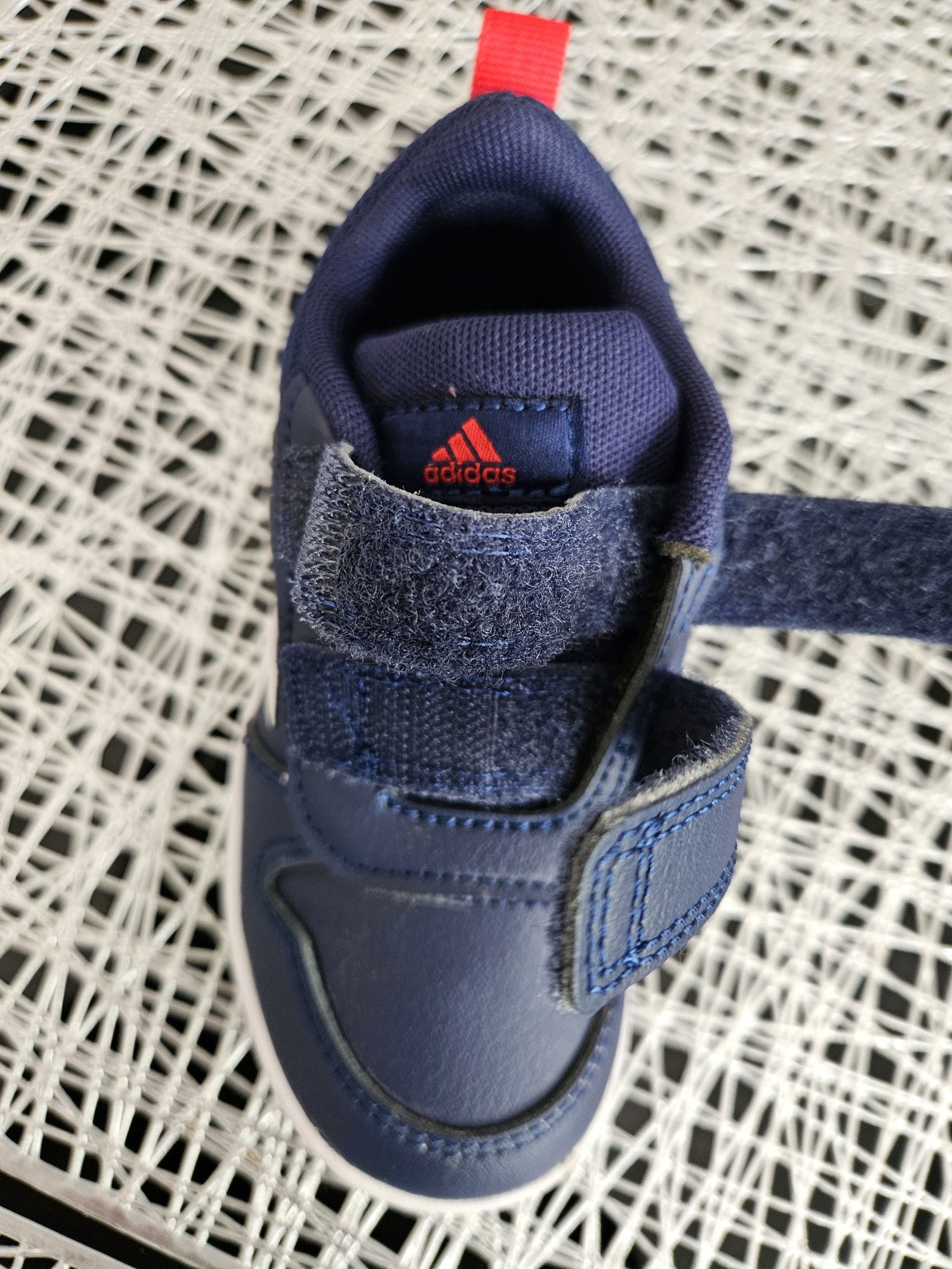 Adidas маратонки 23.5 като нови