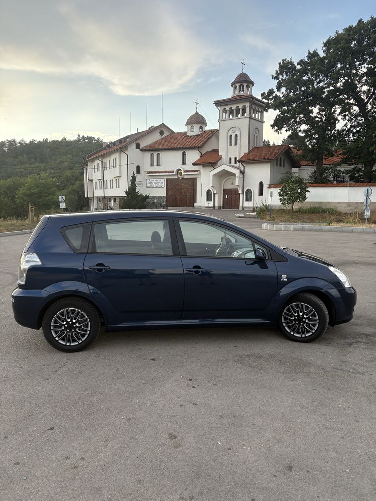 Toyota corolla verso 2.0T Diesel