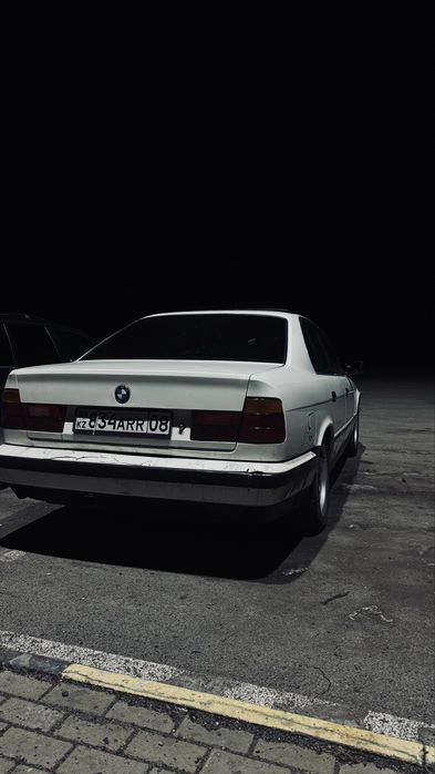 Бмв е34.