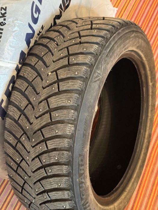 Шипы зимние 215/55/R17