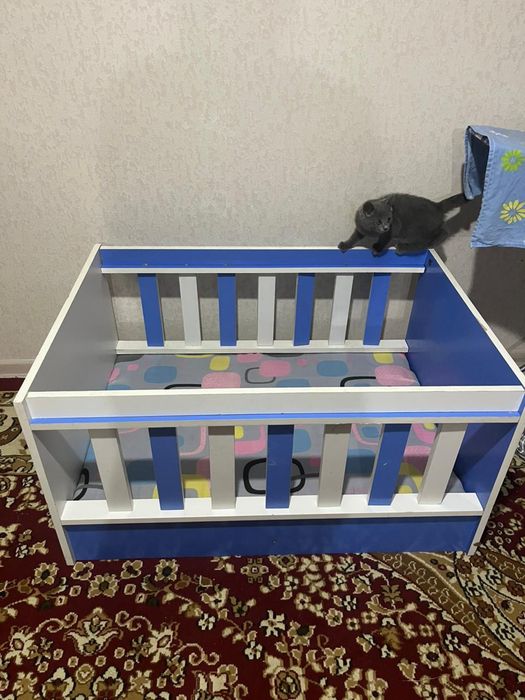 Детская кроватка