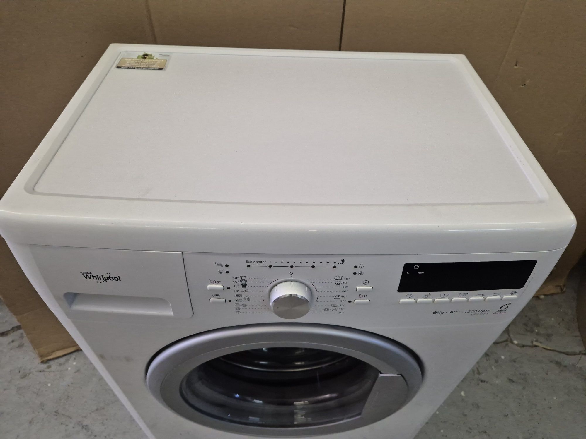 Mașina de spalat Whirlpool 6Th sense ,6 kg A+++