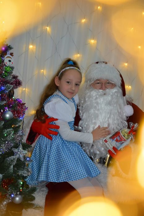 Mos Craciun de închiriat