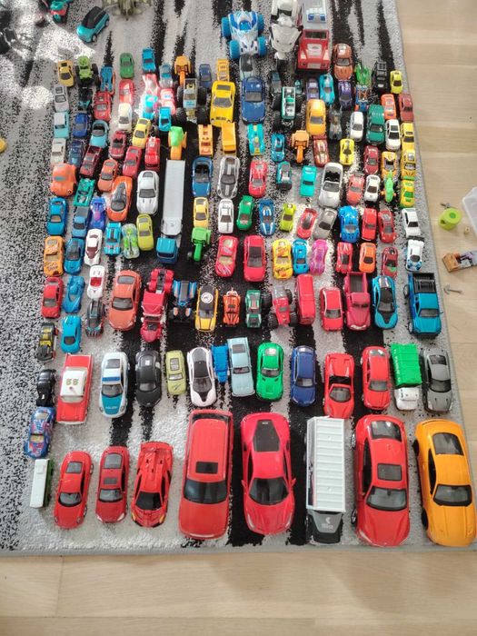 Mini colectie masinute!