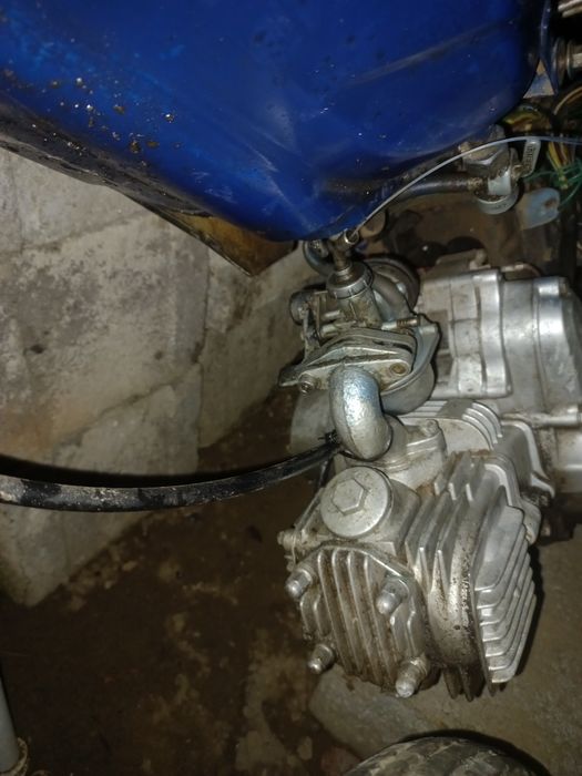 Vând sau schimb cu scuter