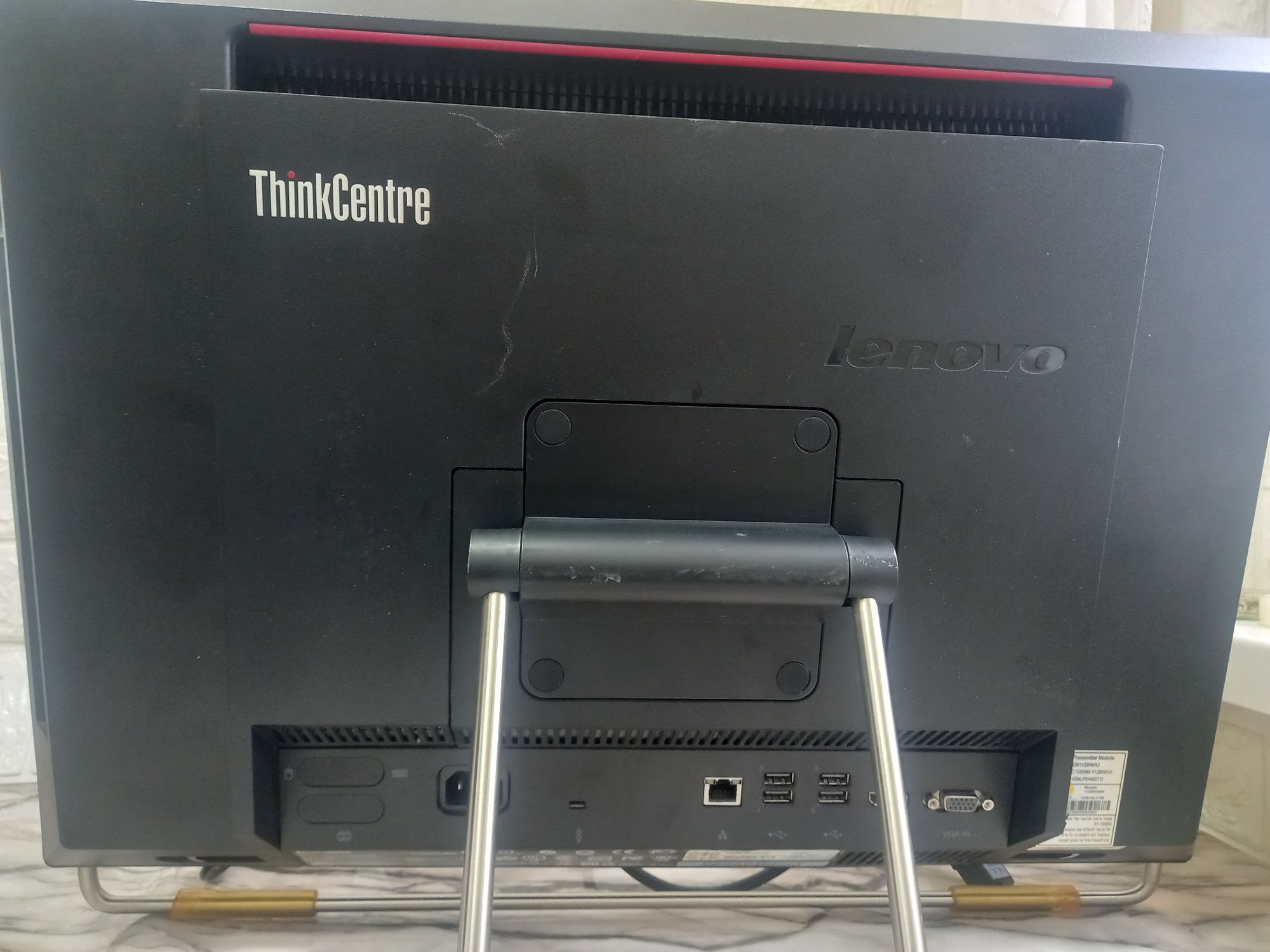 Компютър ALL in one Lenovo  M90z Intel® Core™ i5-660 8gb ssd