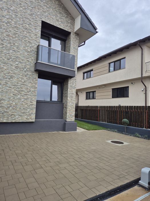P.F.Vand/schimb 1/2 duplex  cu C.F,certificat NZEB, cart.Europa str.Ma