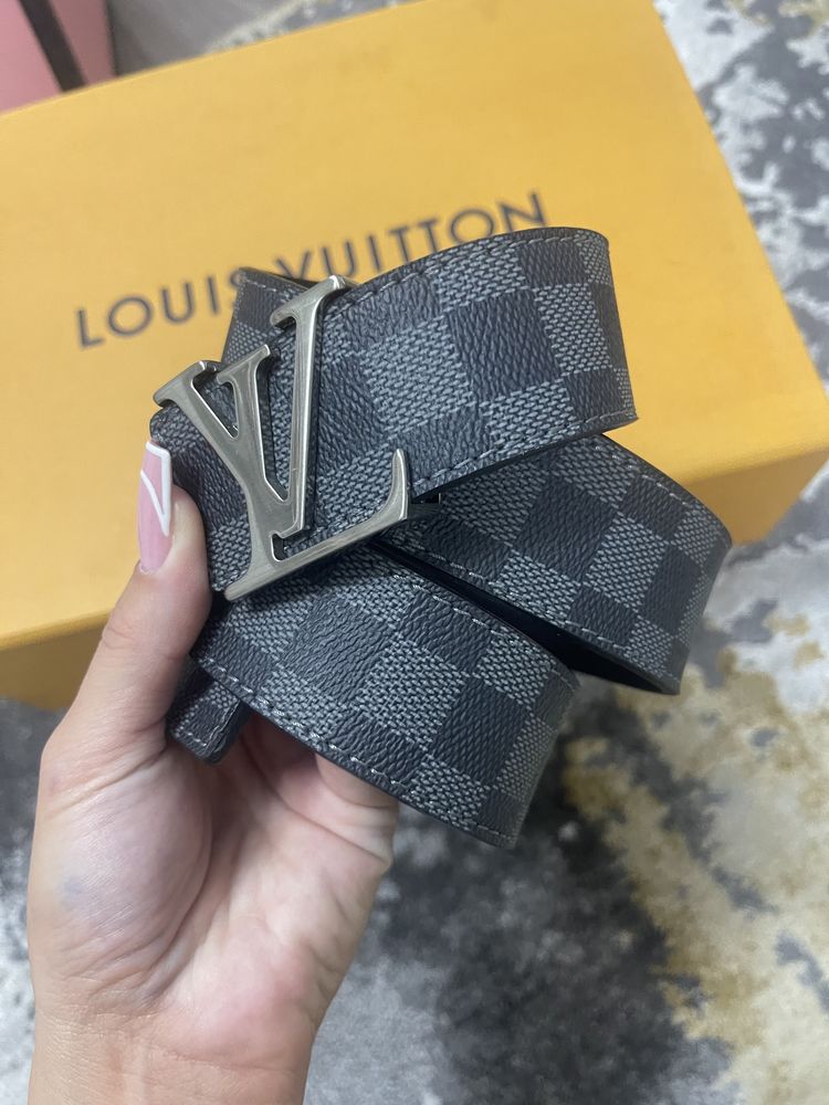 Curea Louis Vuitton -poze reale 100% gravura interior-piele naturală n