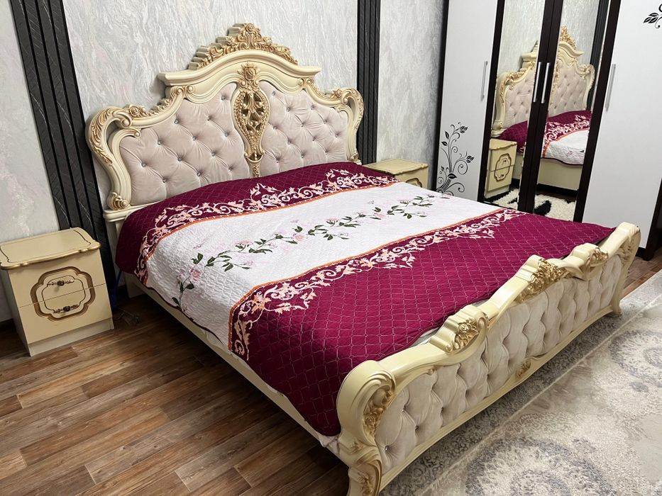Спальный гарнитур продается