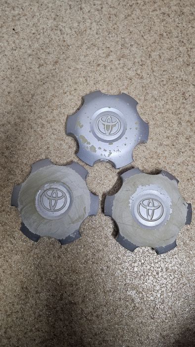 Продам пятаки на диски Тойота Прадо