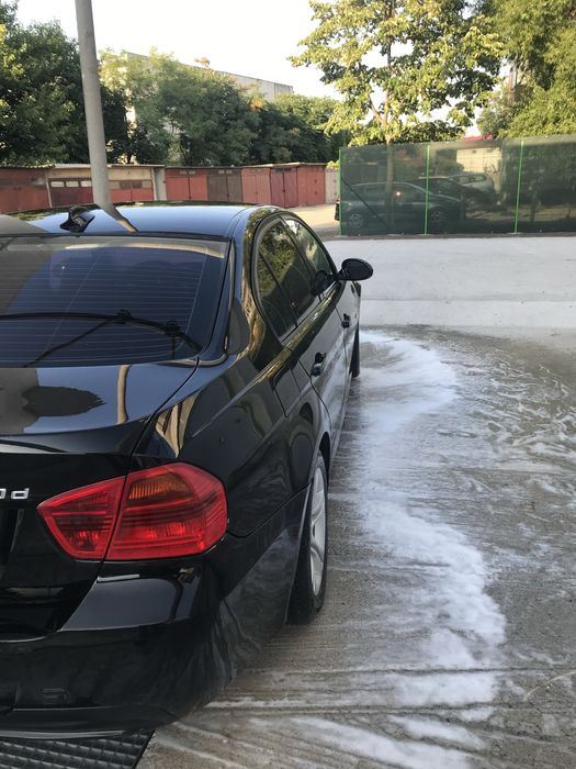 Vand BMW E 90 in stare perfecta de functionare