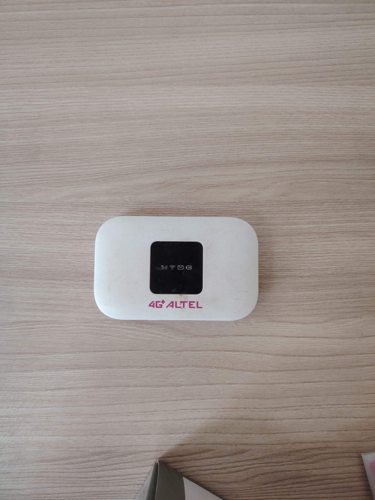 Продам роутер алтел