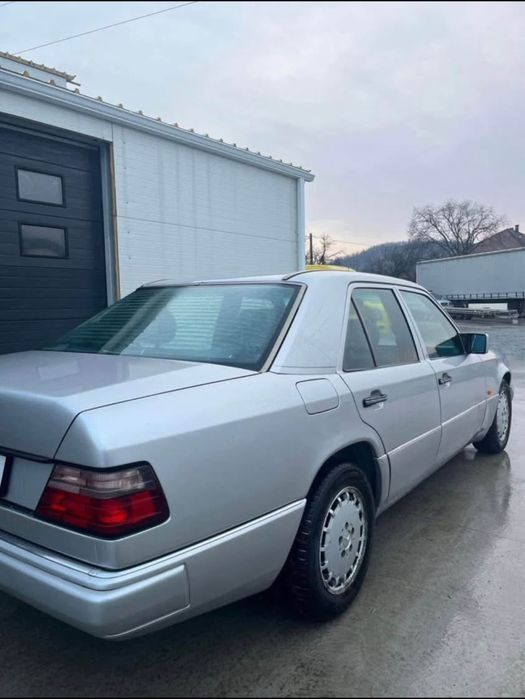 Mercedes w124 2.0 benzina