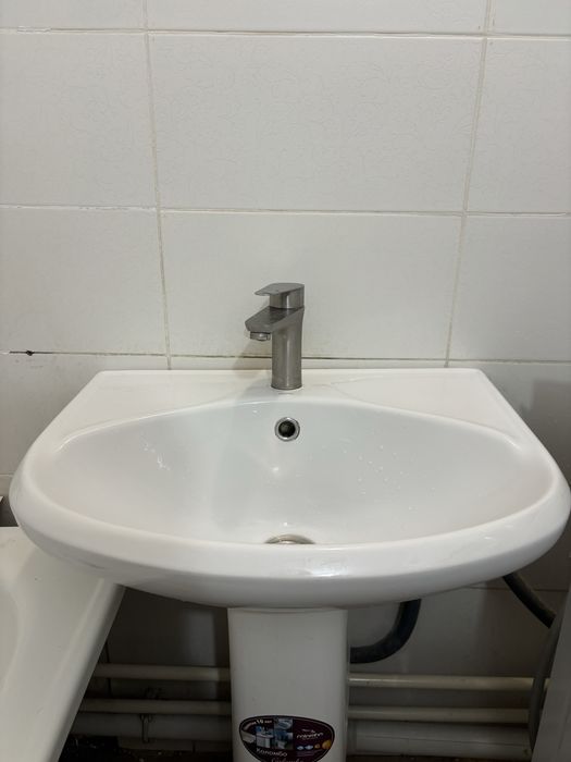 Продам тюльпан+зеркало+этажерка