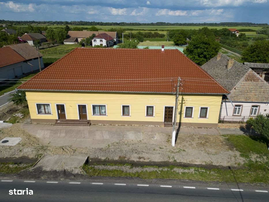 Clădire cu 5 camere cu teren și hală în Cenad