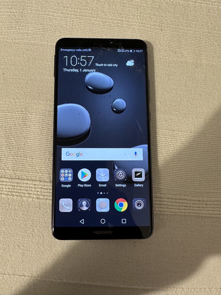 Huawei mate 10 pro geam fisurat