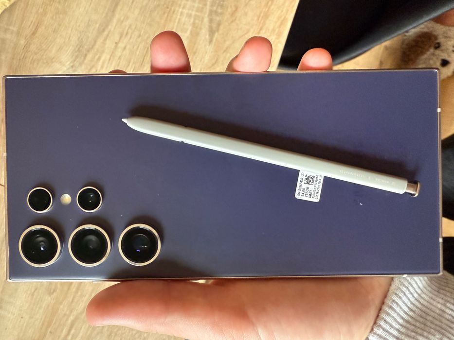 Samsung Galaxy S24 Ultra – nou, nefolosit!