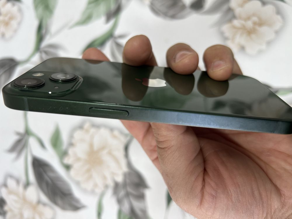 iPhone 13  Green IDEAL