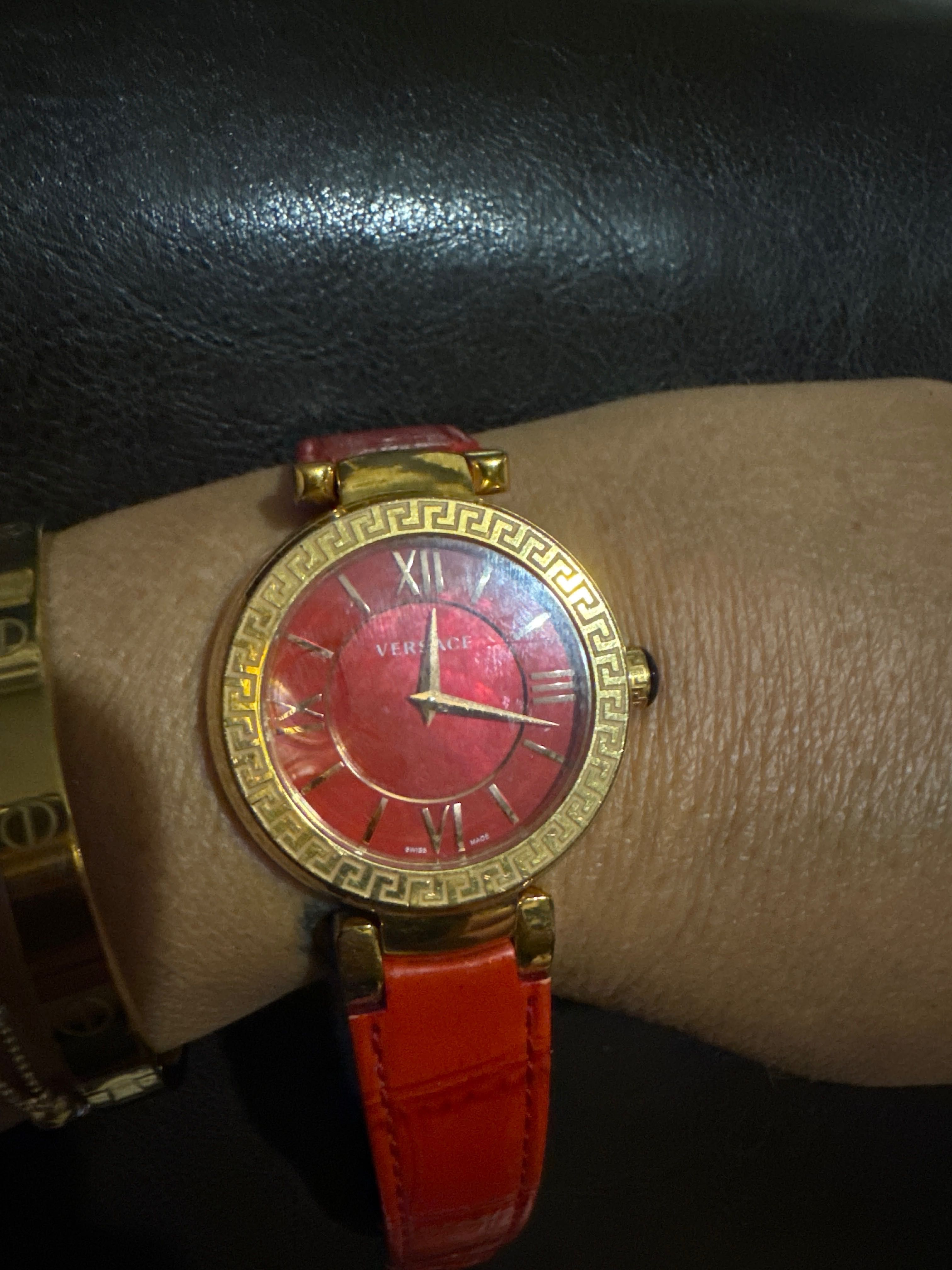 Дамски часовник Версаче, оригинален