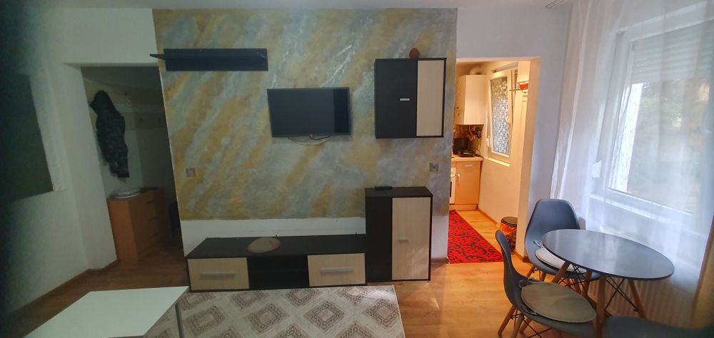 Apartament de vânzare în solidarităț preț 35000euro