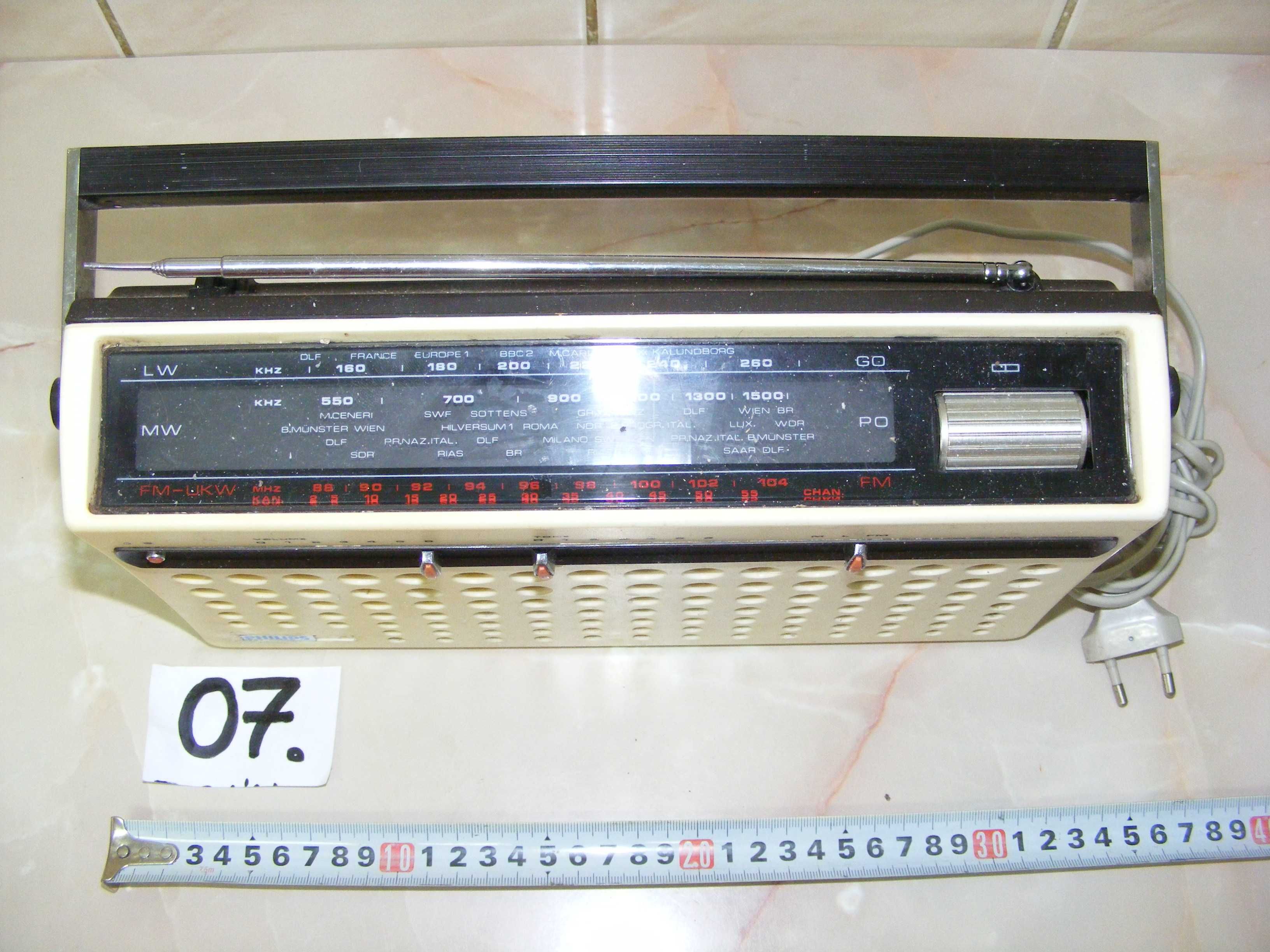 Radio vechi  ,,Philips RL-321”, anii 1970  (cod 07)