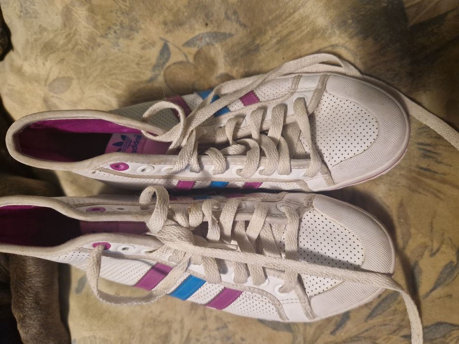 Ghete Adidasi 38,5 adidas