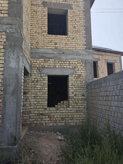 Здравствуйте срочно продаю участок