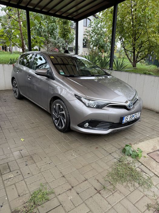 Toyota Auris 2016