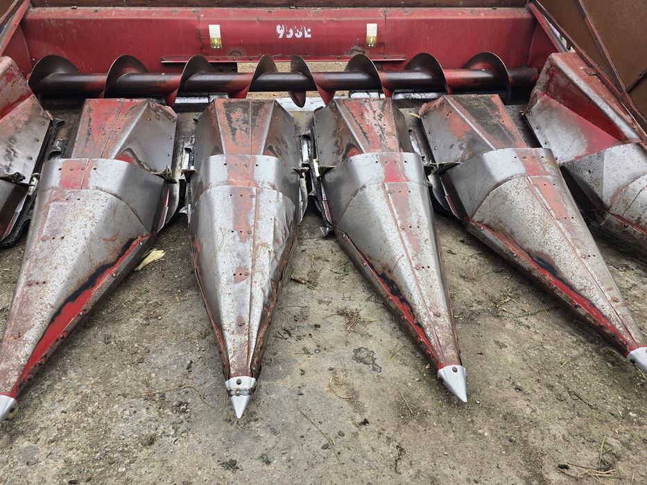 Vând combina case 1640